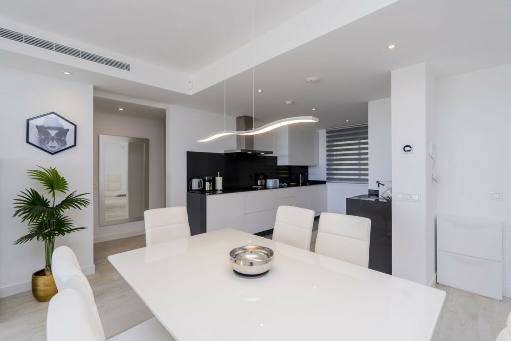 Ground Floor Apartment Estepona Málaga - image 6