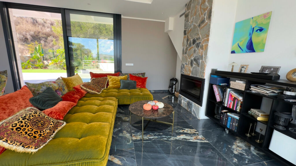Detached Villa Las Colinas Golf Alicante - image 6