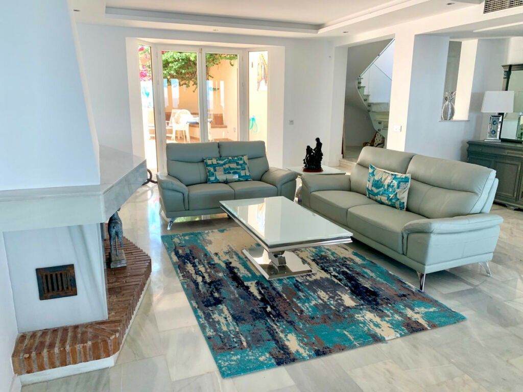 Detached Villa Calahonda Málaga - image 6