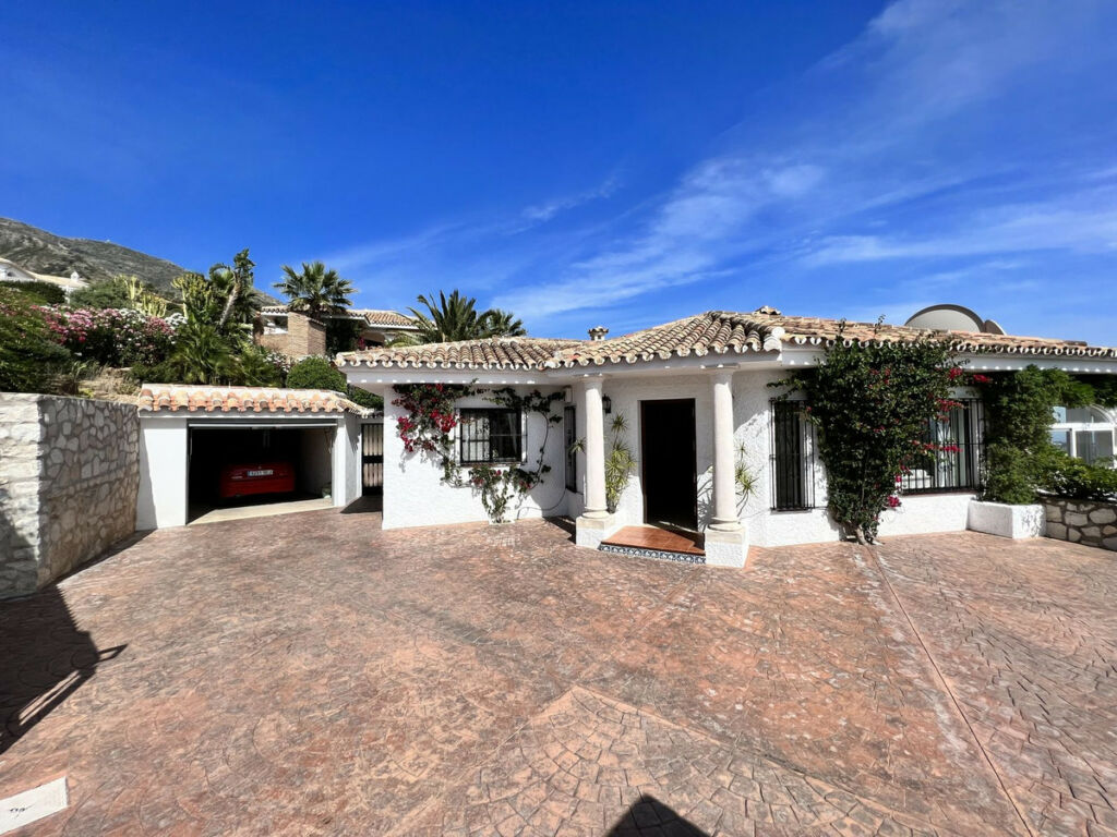 Detached Villa Mijas Málaga - image 3