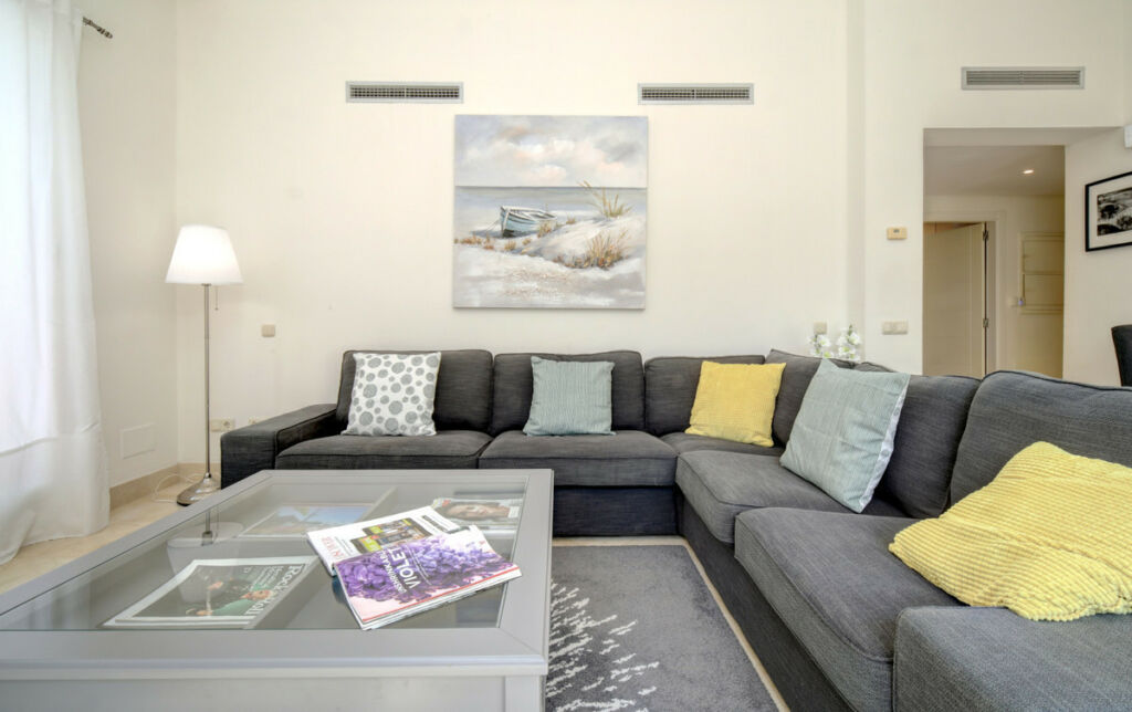 Ground Floor Apartment Estepona Málaga - image 6