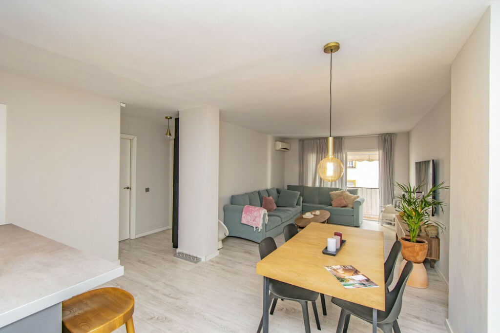 Middle Floor Apartment Marbella Málaga - image 6