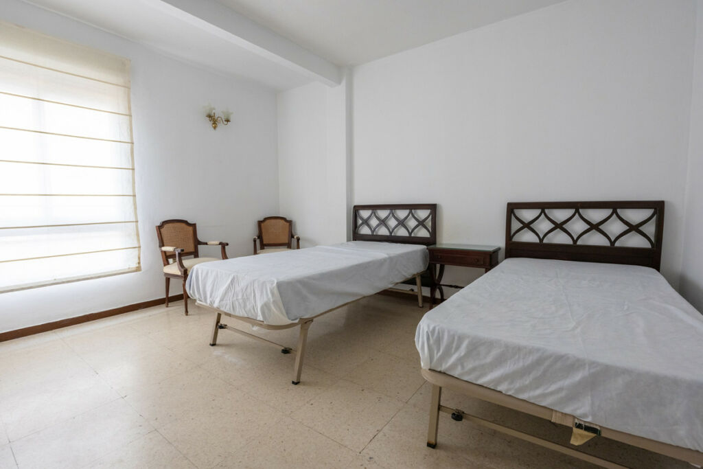 Middle Floor Apartment Marbella Málaga - image 6