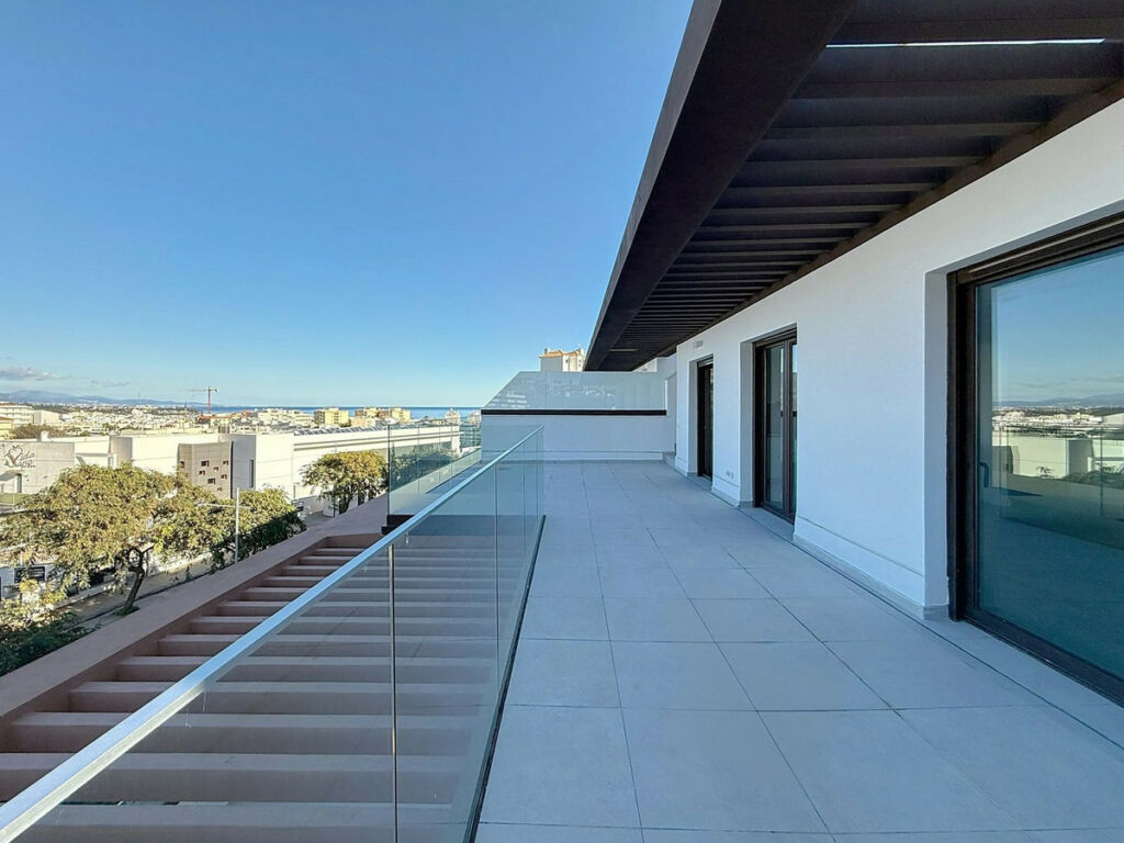 Penthouse Estepona Málaga - image 6