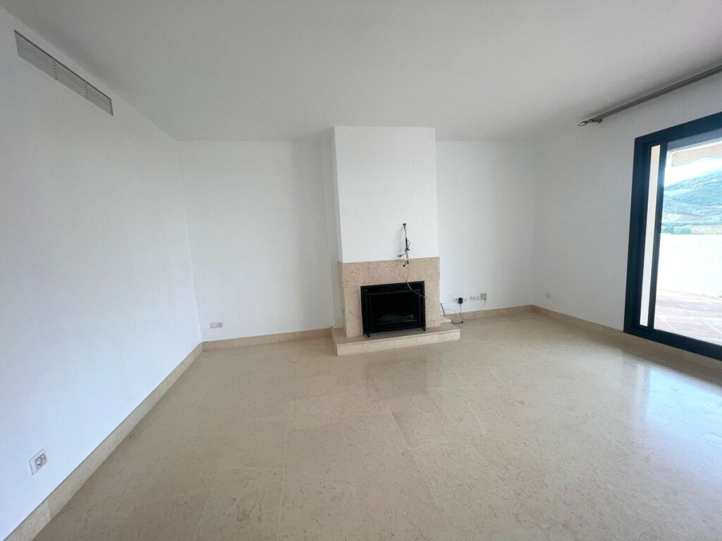 Penthouse Duplex Benahavís Málaga - image 6