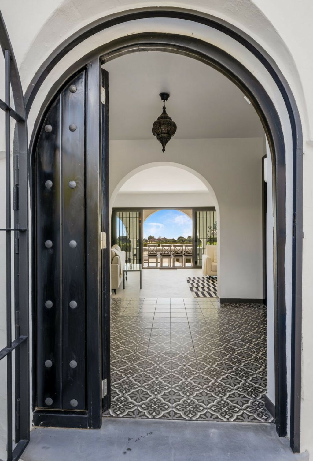 Detached Villa Las Chapas Málaga - image 6