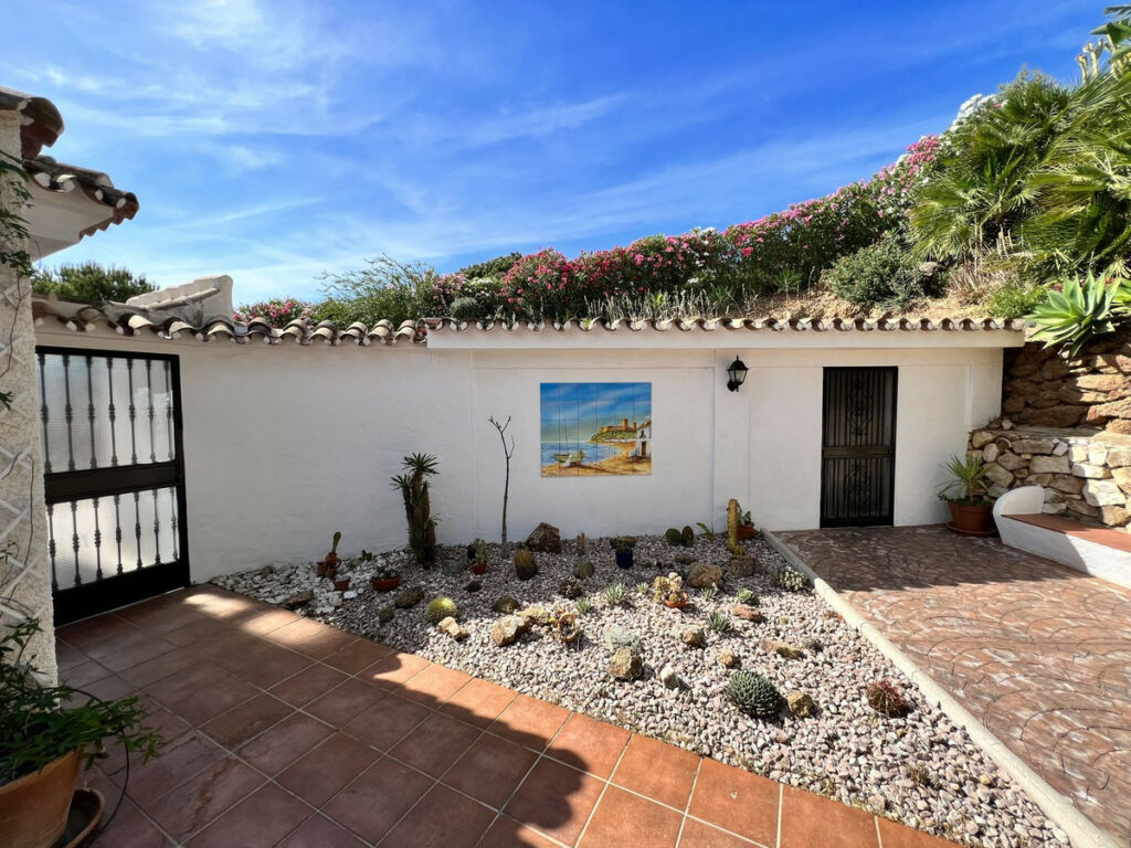 Detached Villa Mijas Málaga - image 39
