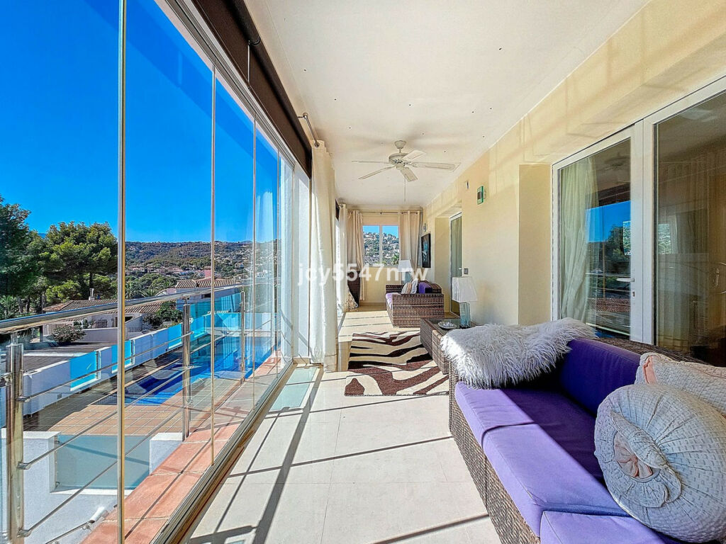 Detached Villa Moraira Alicante - image 60