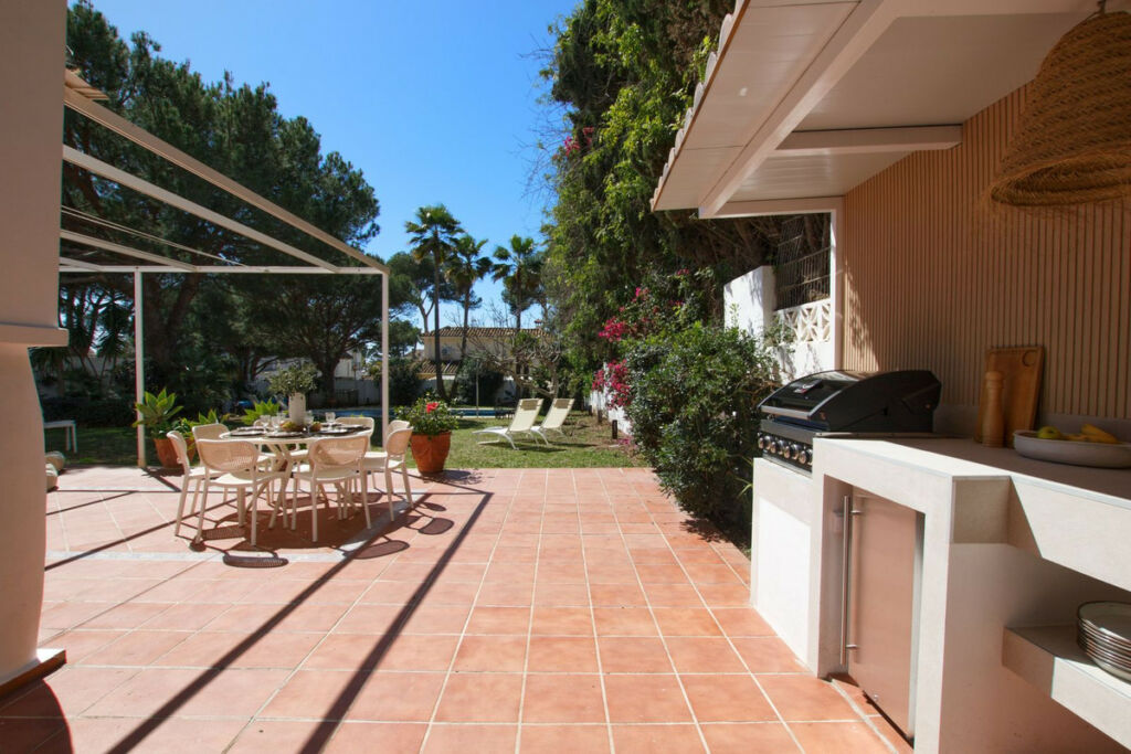 Detached Villa Costabella Málaga - image 61