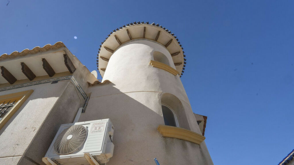 Detached Villa Villamartin Alicante - image 61