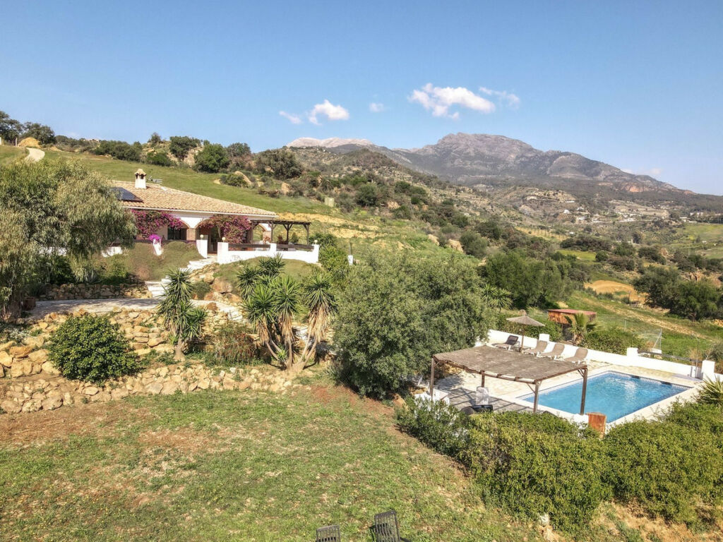Detached Villa Alozaina Málaga - image 65