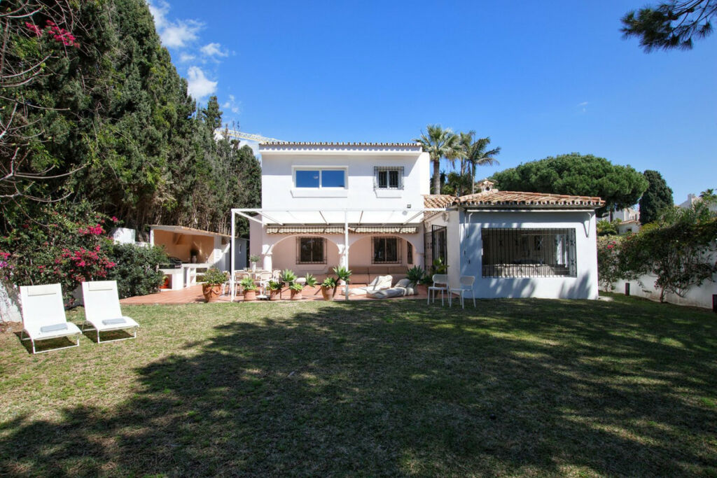 Detached Villa Costabella Málaga - image 65