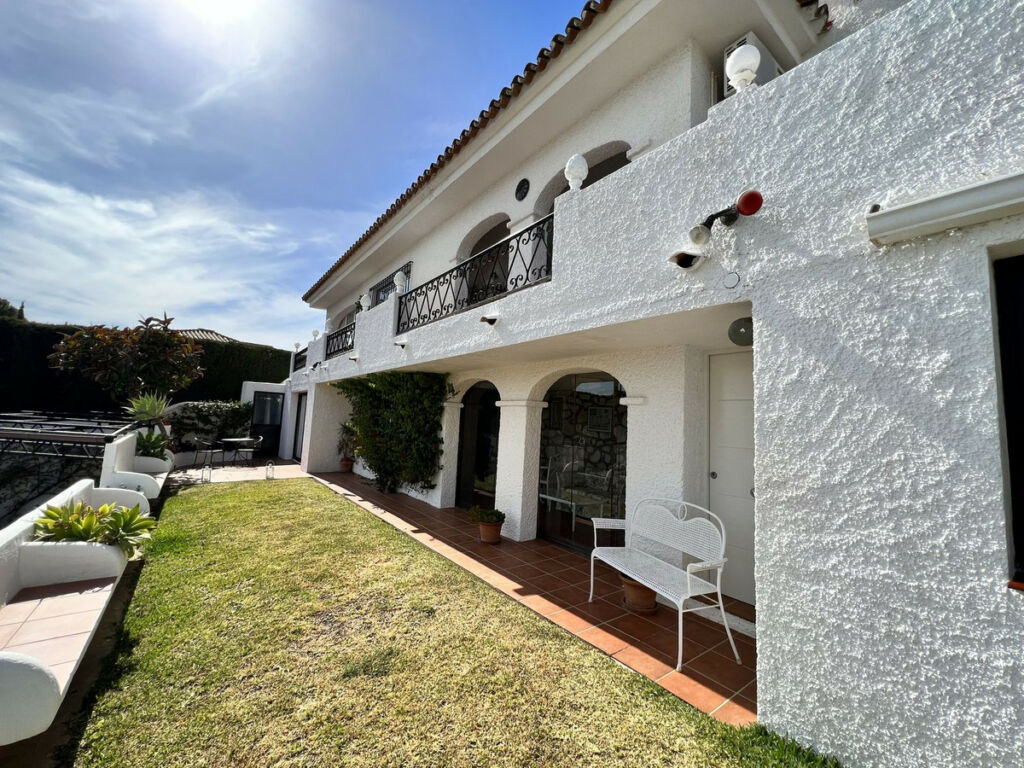 Detached Villa Mijas Málaga - image 45