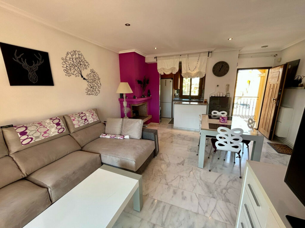 Top Floor Apartment Algorfa Alicante - image 7