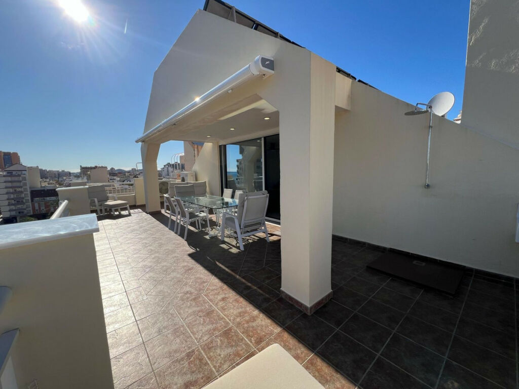 Penthouse Fuengirola Málaga - image 7