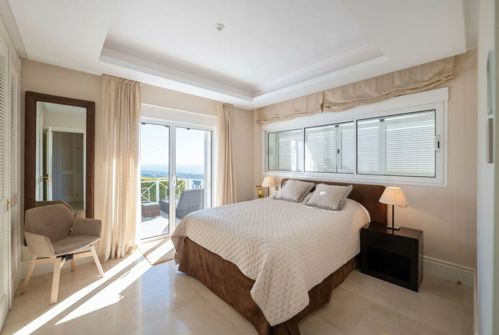 Detached Villa Marbella Málaga - image 8