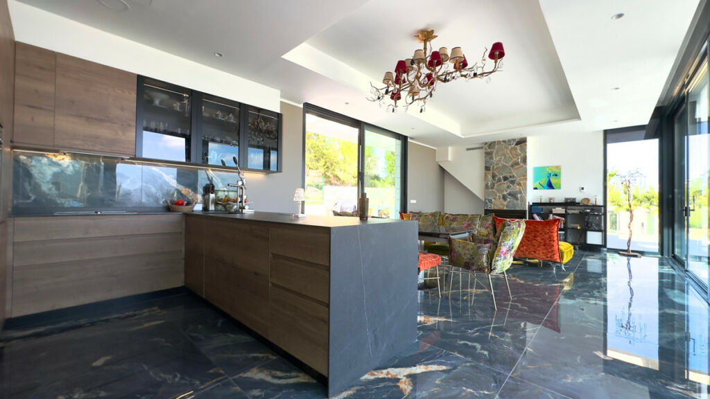 Detached Villa Las Colinas Golf Alicante - image 7