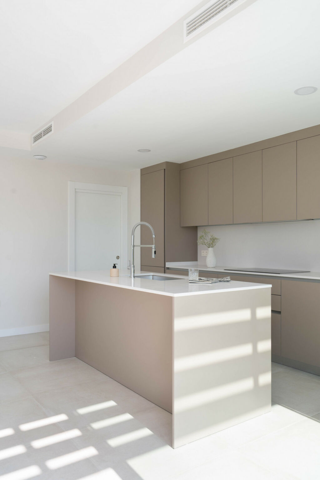 Townhouse El Chaparral Málaga - image 8