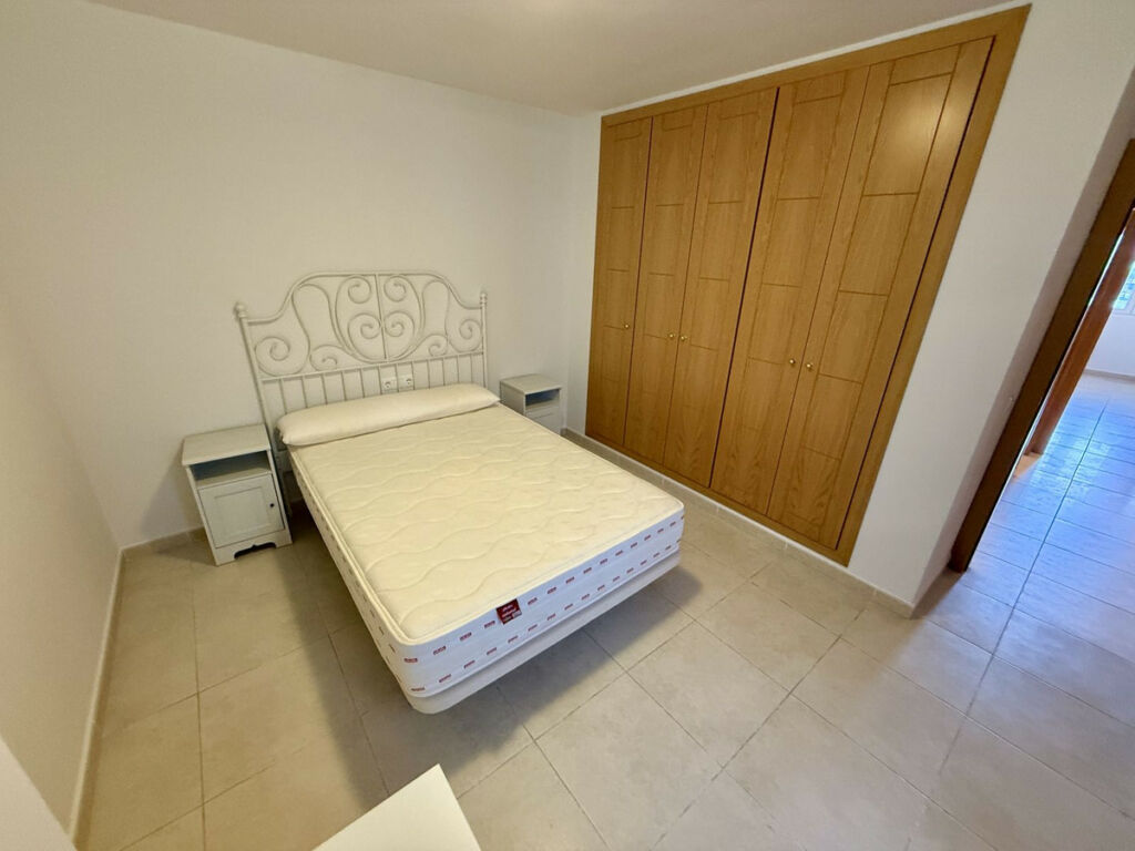 Middle Floor Apartment La Campana Málaga - image 7