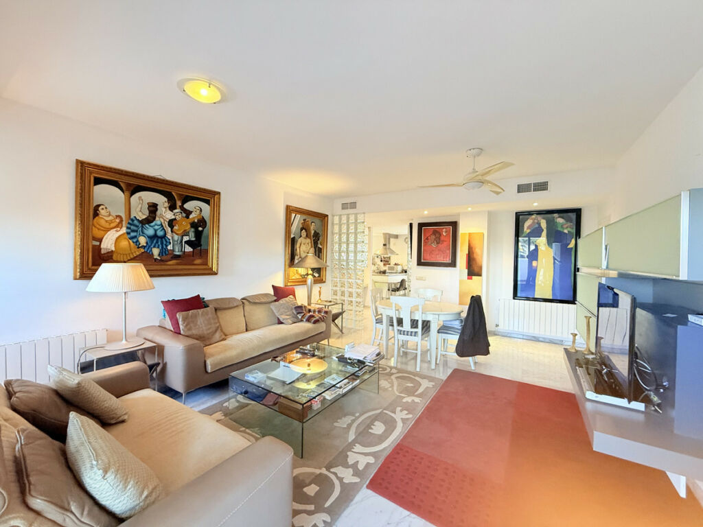 Penthouse The Golden Mile Málaga - image 7