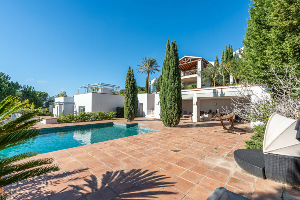 Detached Villa Sotogrande Cádiz - image 7