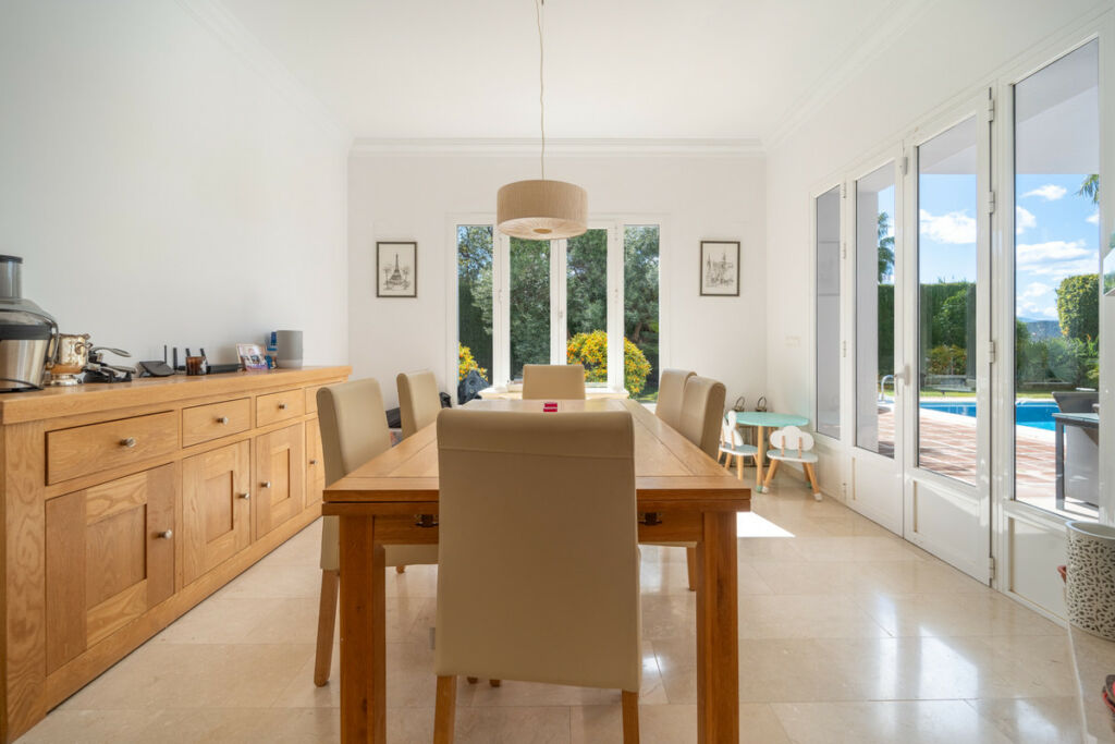 Detached Villa Istán Málaga - image 7