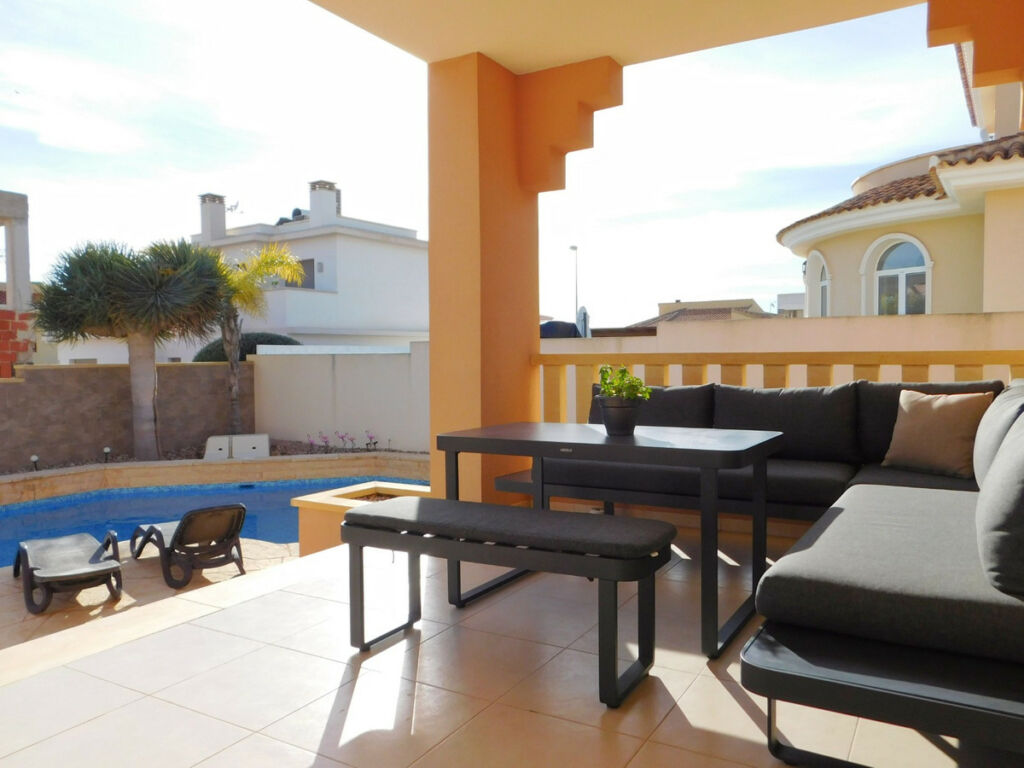 Detached Villa Ciudad Quesada Alicante - image 7