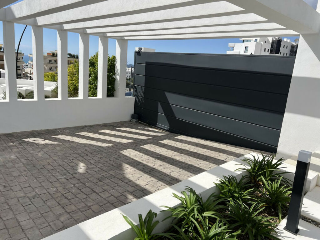 Detached Villa Fuengirola Málaga - image 37