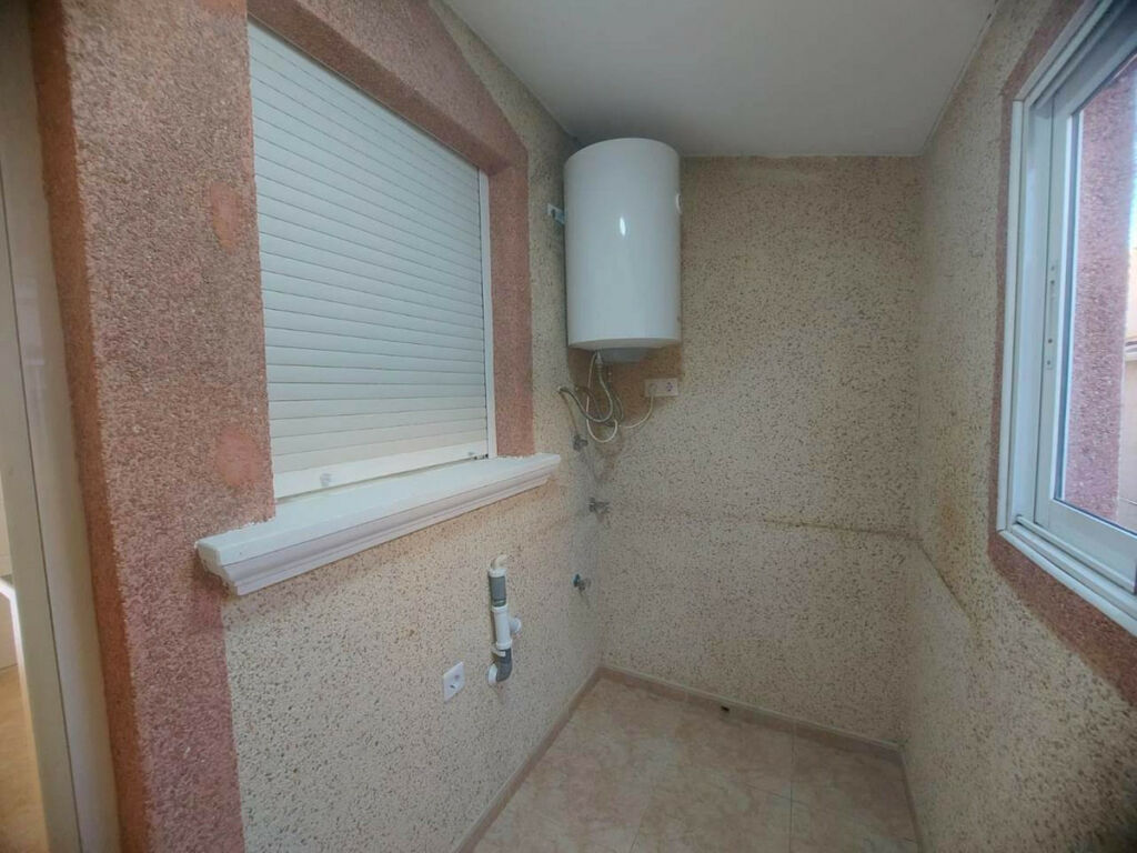 Detached Villa Algorfa Alicante - image 8