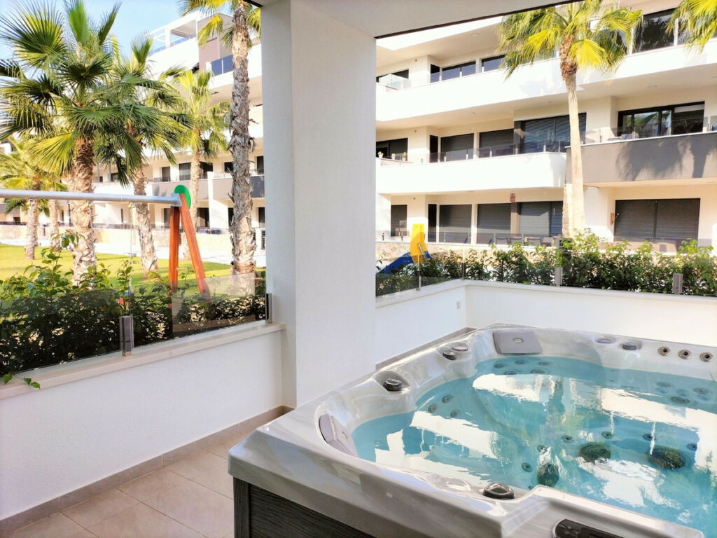 Ground Floor Apartment Los Altos Alicante - image 7