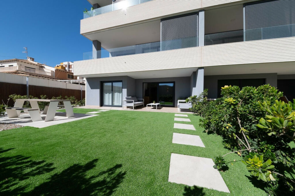 Ground Floor Apartment Punta Prima Alicante - image 3