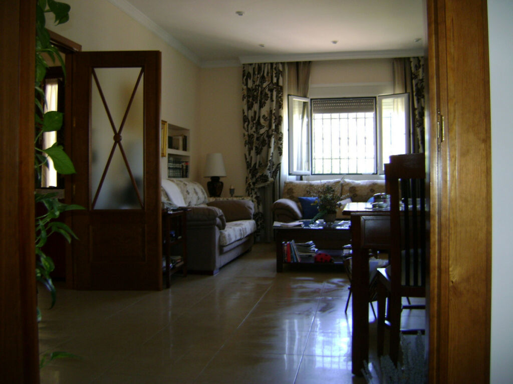 Detached Villa Cuevas del Becerro Málaga - image 7