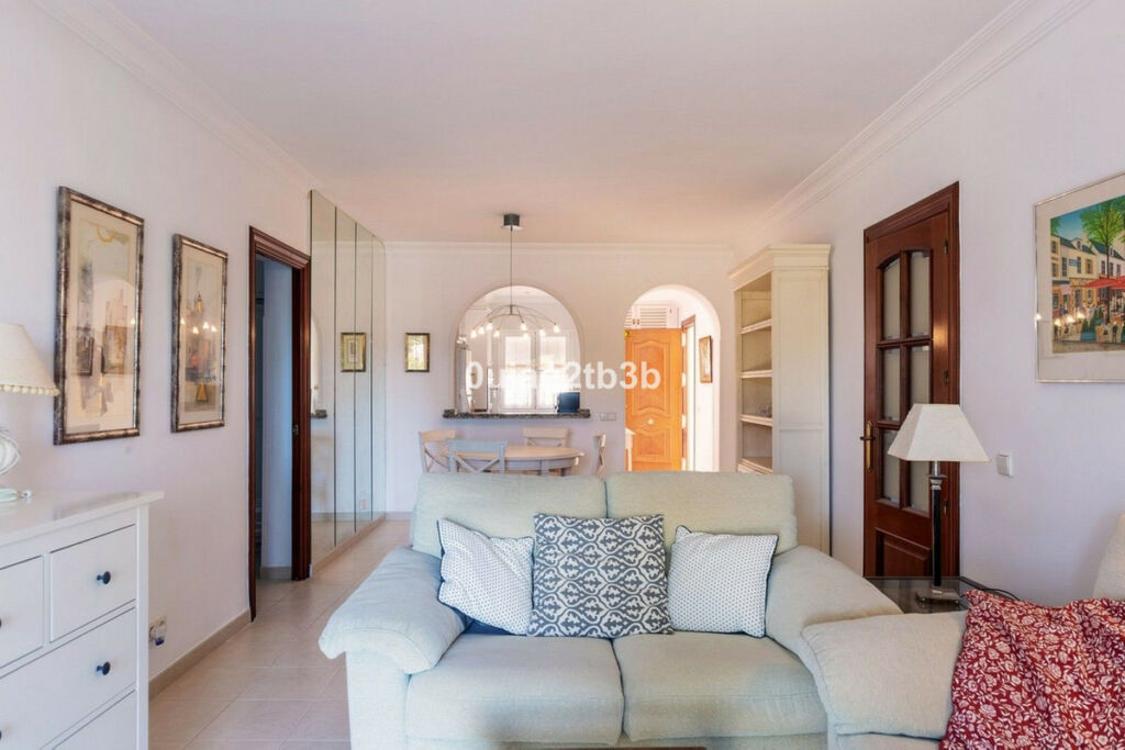 Ground Floor Apartment Nueva Andalucía Málaga - image 10