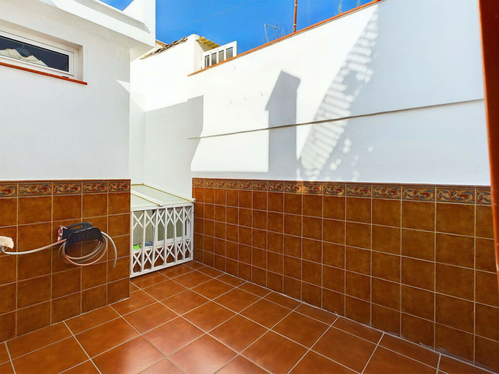 Townhouse Estepona Málaga - image 7