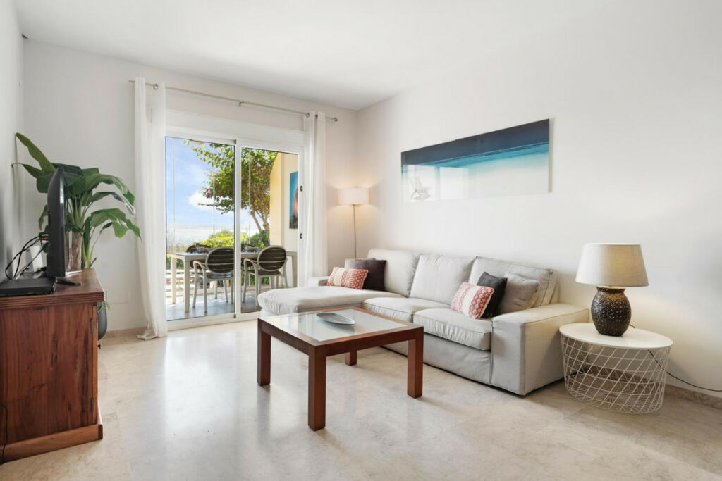 Ground Floor Apartment Estepona Málaga - image 7