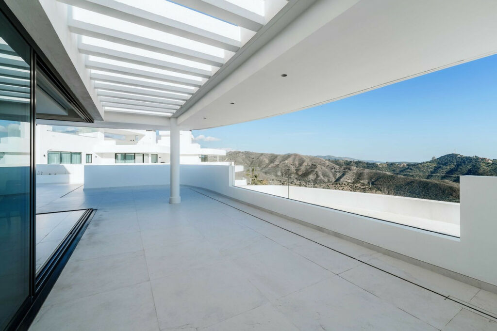 Penthouse Ojén Málaga - image 7
