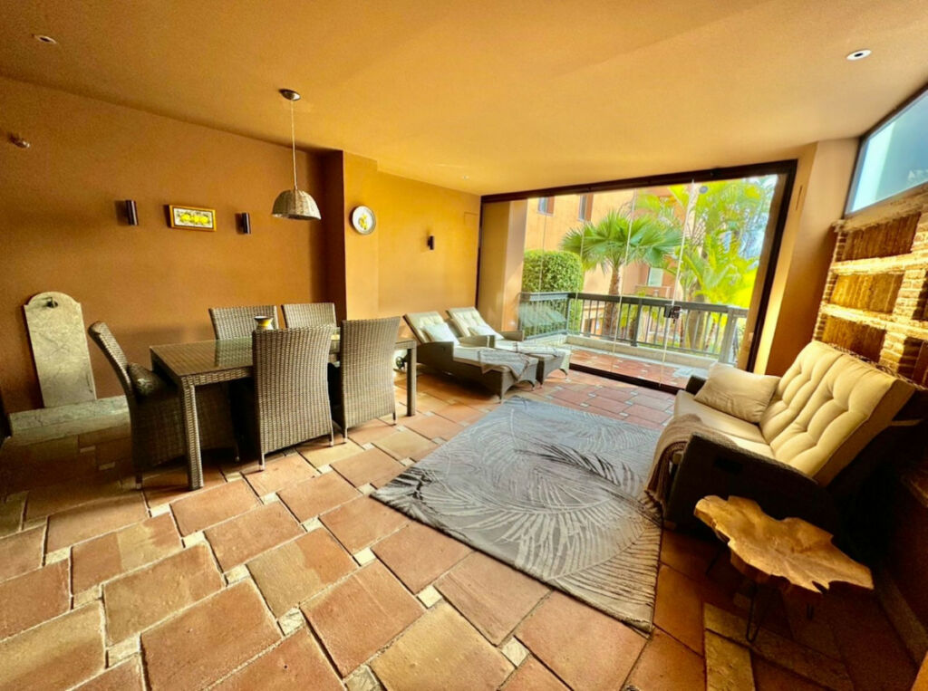 Ground Floor Apartment San Pedro de Alcántara Málaga - image 7