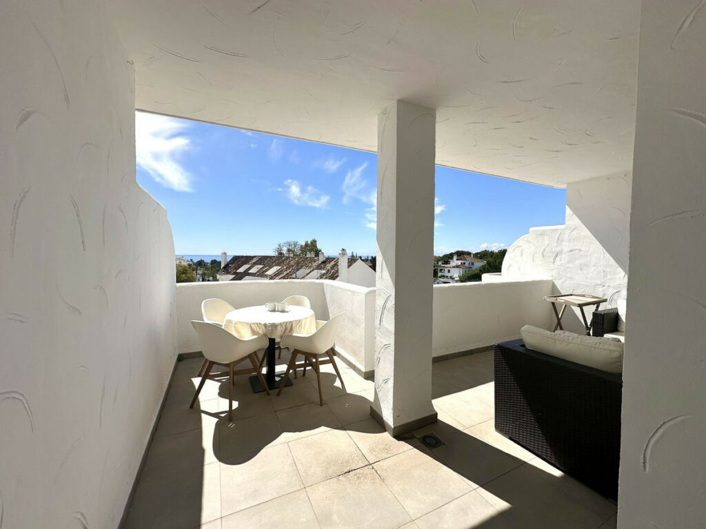 Penthouse Duplex Nueva Andalucía Málaga - image 8
