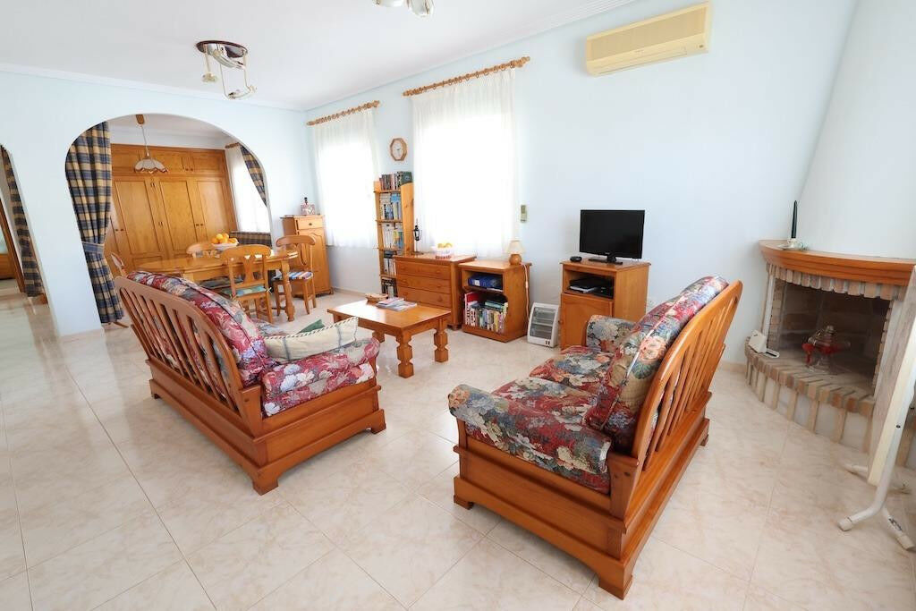 Detached Villa Los Balcones Alicante - image 7