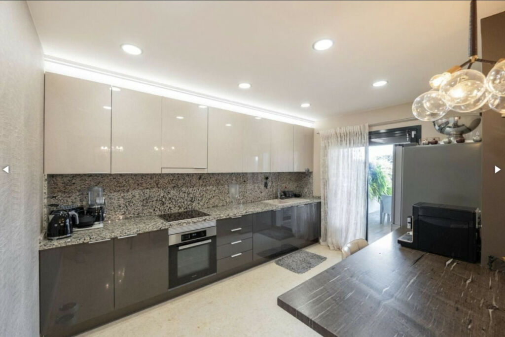 Ground Floor Apartment Benahavís Málaga