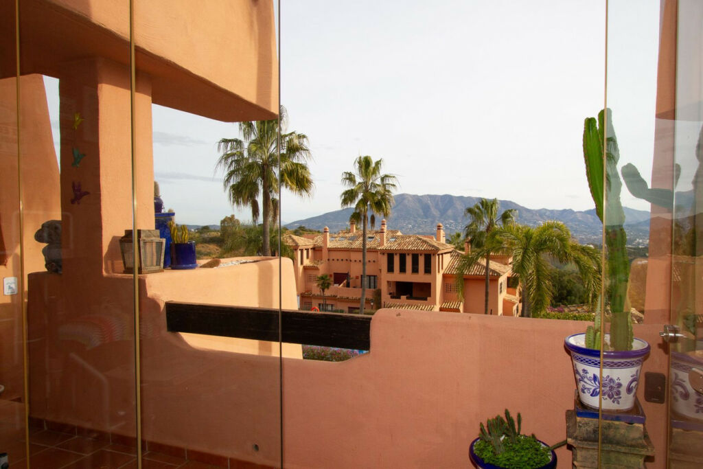Ground Floor Apartment La Mairena Málaga - image 7