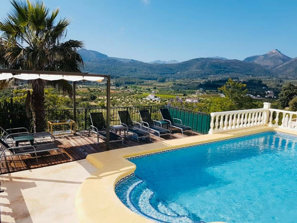 Townhouse Jalon Alicante - image 2