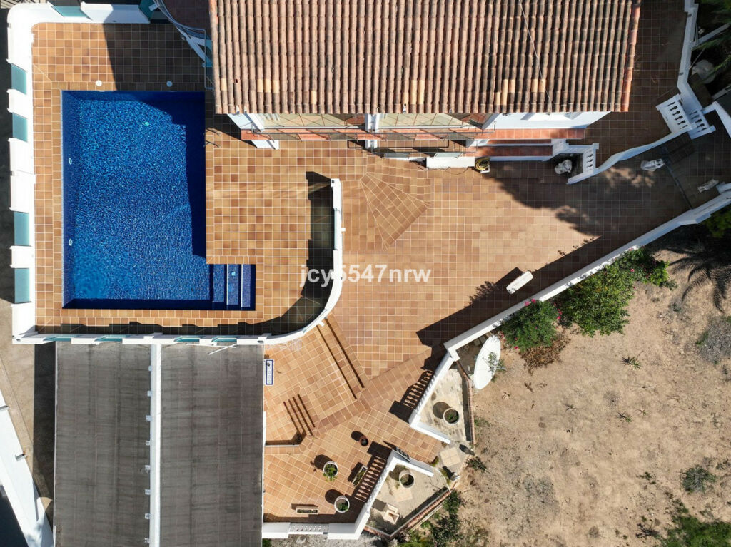 Detached Villa Moraira Alicante - image 72