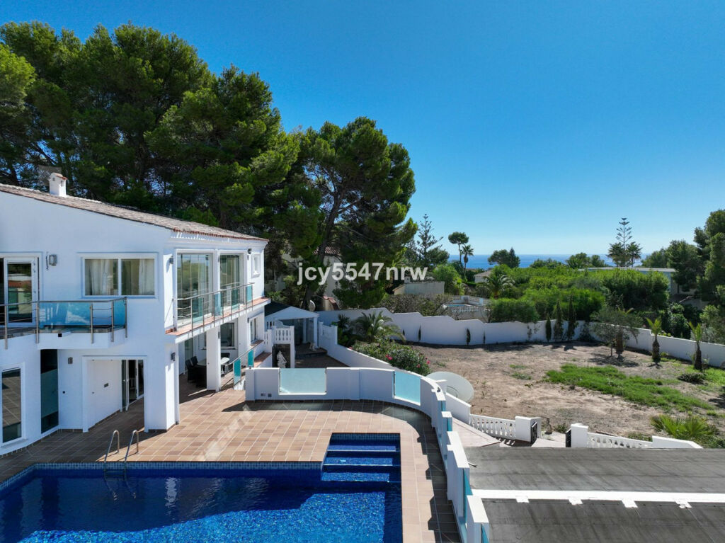 Detached Villa Moraira Alicante - image 76