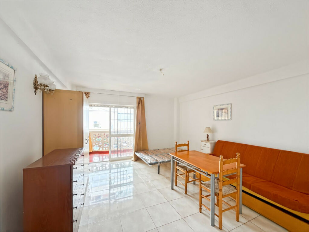 Middle Floor Studio El Calvario Málaga - image 8