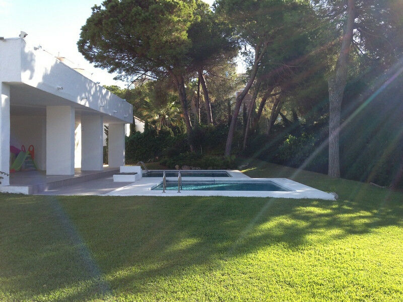 Detached Villa Puerto Banús Málaga - image 8