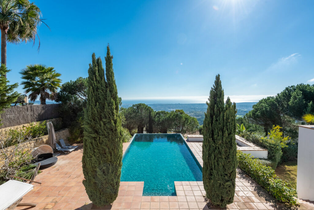 Detached Villa Sotogrande Cádiz - image 8