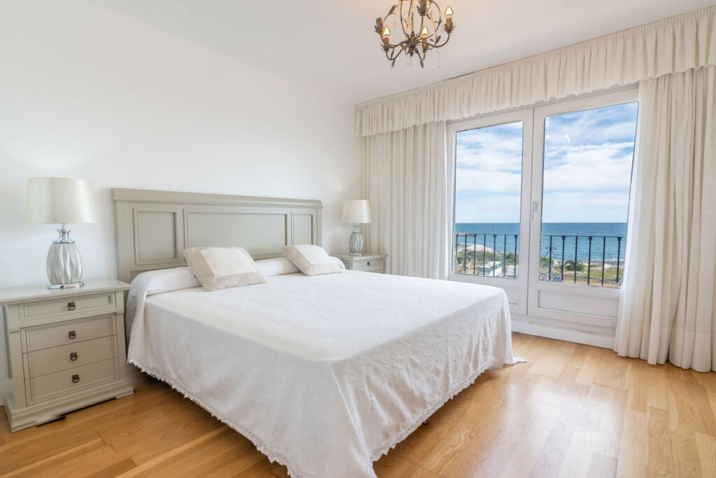 Townhouse Estepona Málaga - image 6