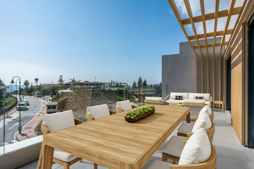 Townhouse El Chaparral Málaga - image 9