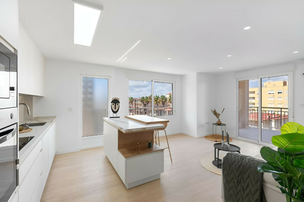 Middle Floor Apartment Torrevieja Alicante - image 8